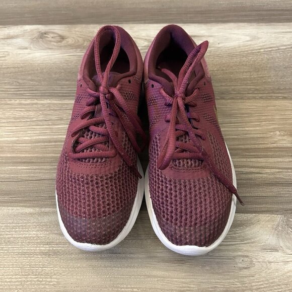 Nike Youth Revolution 4 GS Sneakers Size 3.5 Y Tea Berry White Gold Lace Up EUC - Picture 4 of 9